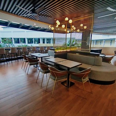 The Sun Hotel Sidoarjo Εξωτερικό φωτογραφία
