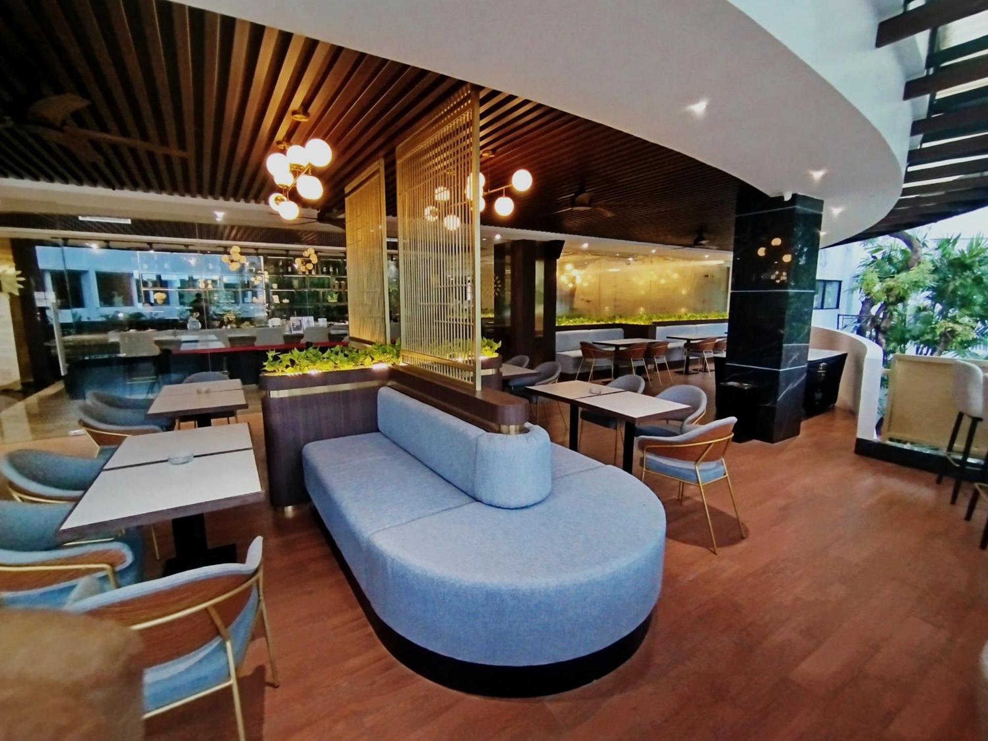 The Sun Hotel Sidoarjo Εξωτερικό φωτογραφία