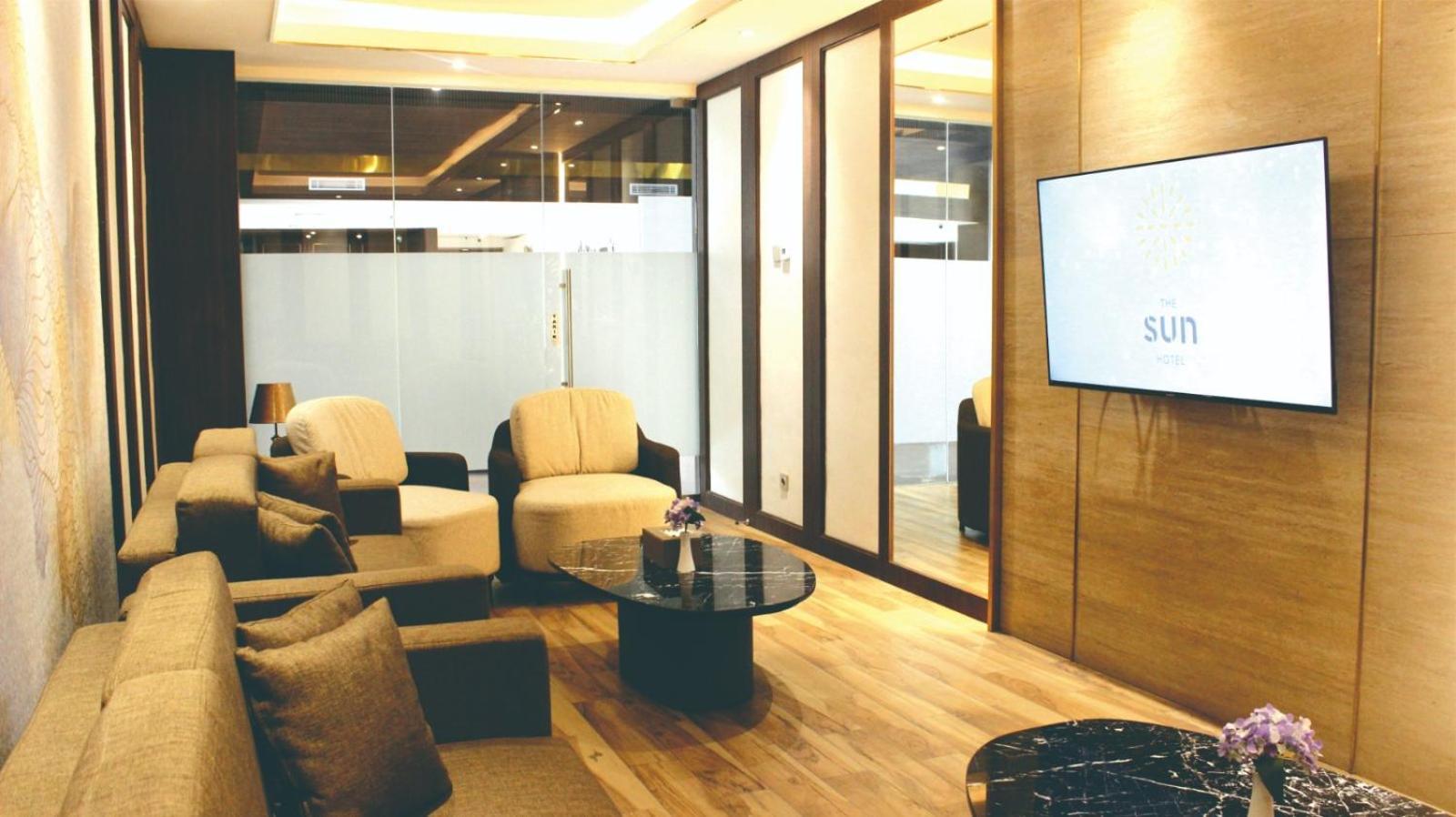 The Sun Hotel Sidoarjo Εξωτερικό φωτογραφία