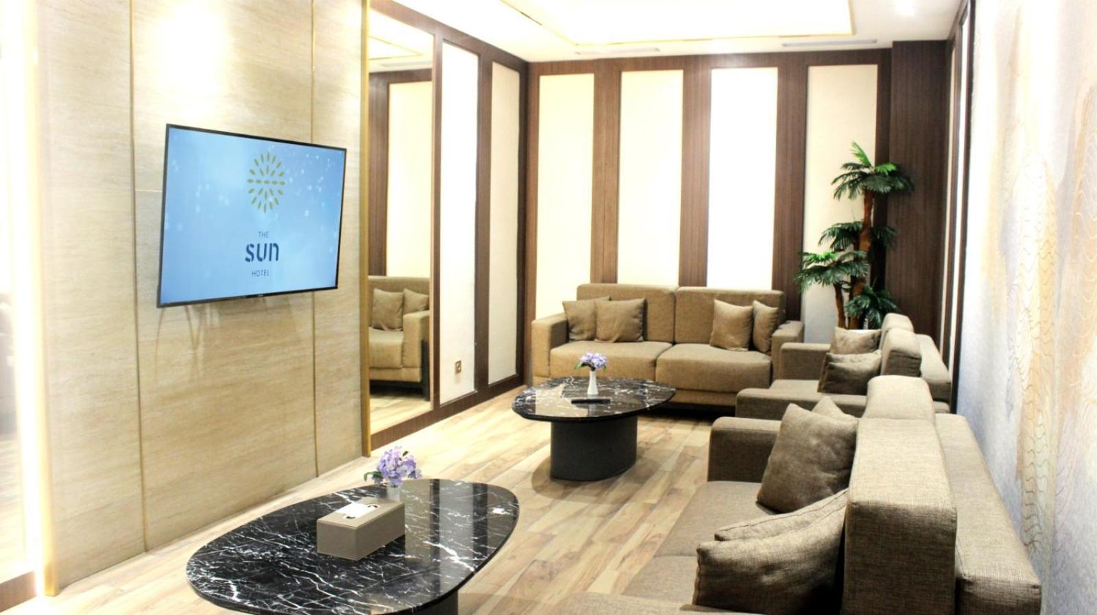 The Sun Hotel Sidoarjo Εξωτερικό φωτογραφία